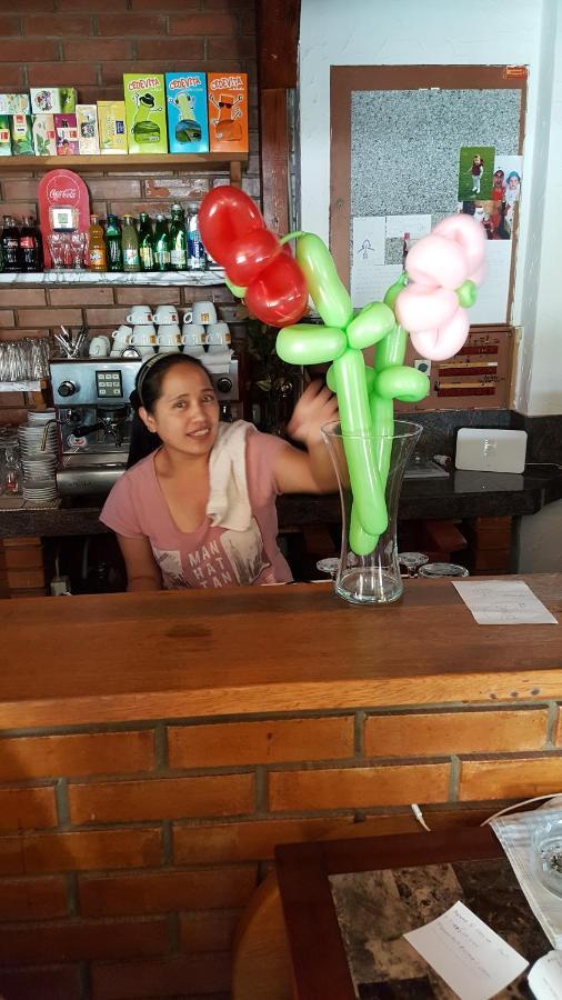Bungalo Hotel Buzet Ngoại thất bức ảnh